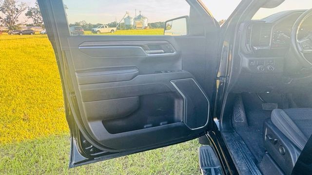 2023 Chevrolet Silverado 1500 2WD Crew Cab 147" LT - 23017678 - 4