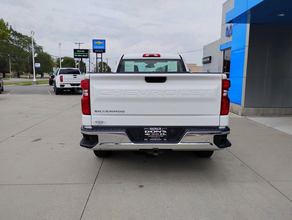 2023 Chevrolet Silverado 1500 2WD Reg Cab 140" Work Truck - 22670267 - 5