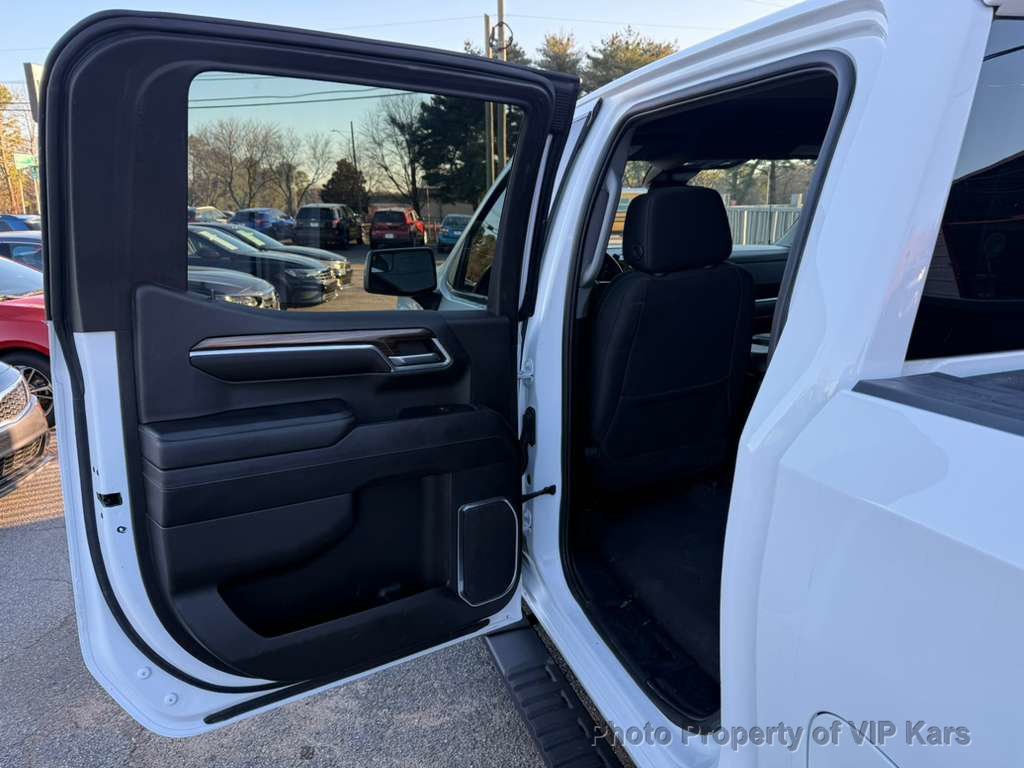 2023 Chevrolet Silverado 1500 4WD Crew Cab 147" Custom - 22977083 - 9