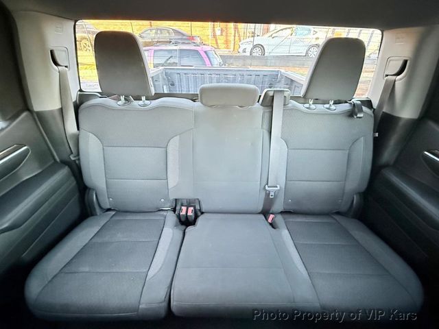 2023 Chevrolet Silverado 1500 4WD Crew Cab 147" Custom - 22977083 - 17