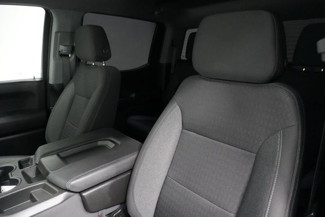 2023 Chevrolet Silverado 1500 4WD Crew Cab 147" Custom - 22939491 - 9