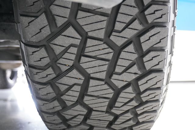 2023 Chevrolet Silverado 1500 4WD Crew Cab 147" Custom - 22939491 - 23