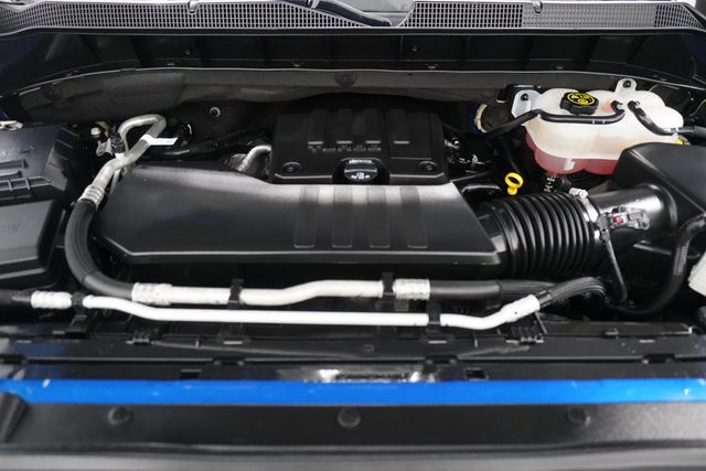 2023 Chevrolet Silverado 1500 4WD Crew Cab 147" Custom - 22939491 - 24