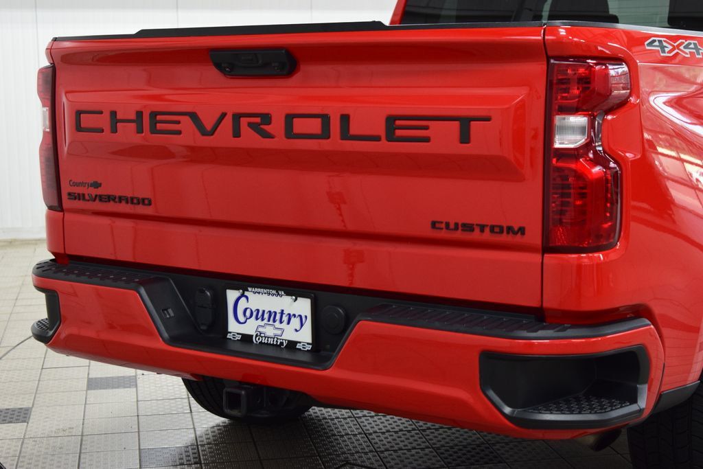 2023 Chevrolet Silverado 1500 4WD Crew Cab 147" Custom - 23055353 - 18