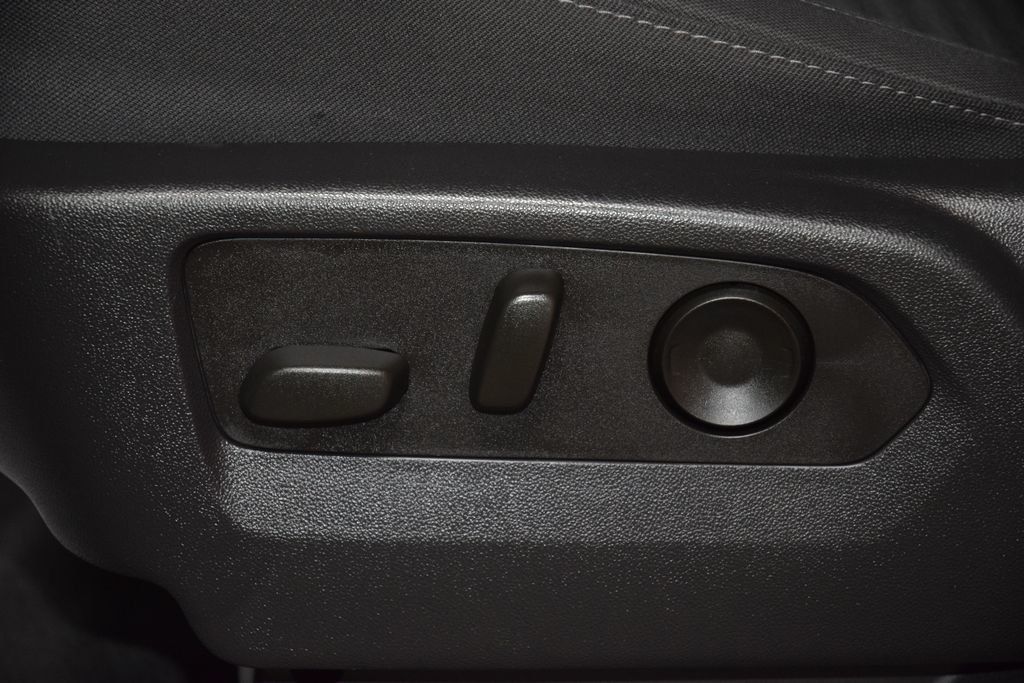 2023 Chevrolet Silverado 1500 4WD Crew Cab 147" Custom - 23055353 - 36