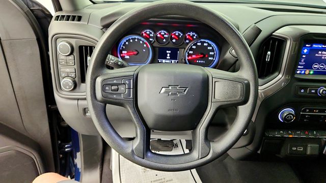 2023 Chevrolet Silverado 1500 4WD Crew Cab 147'' Custom - 23039475 - 11