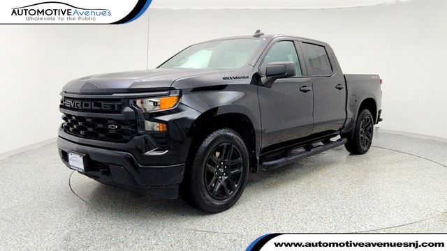 2023 Chevrolet Silverado 1500 4WD Crew Cab 147’’ Custom with Dark Essentials Package - 22959926 - 0