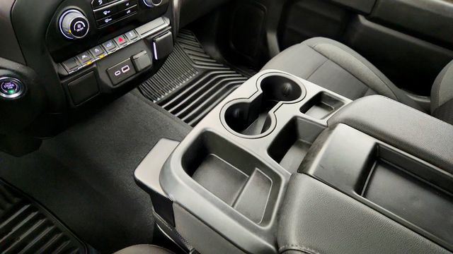 2023 Chevrolet Silverado 1500 4WD Crew Cab 147’’ Custom with Dark Essentials Package - 22959926 - 15