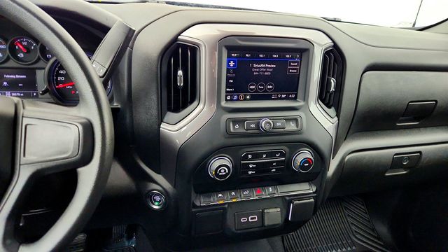2023 Chevrolet Silverado 1500 4WD Crew Cab 147’’ Custom with Dark Essentials Package - 22959926 - 16