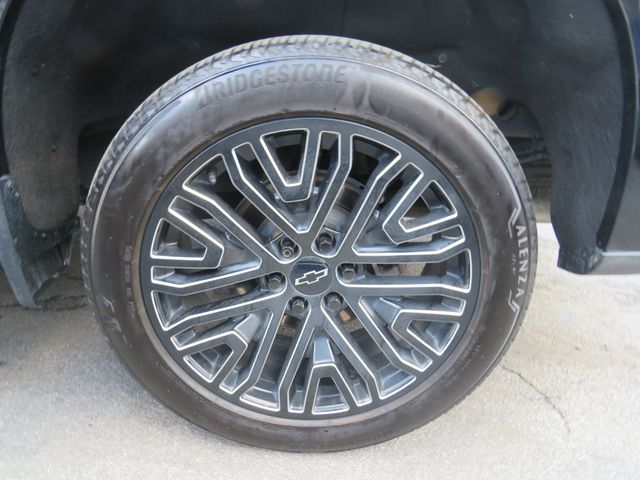 2023 Chevrolet Silverado 1500 4WD Crew Cab 147" High Country - 23044971 - 14