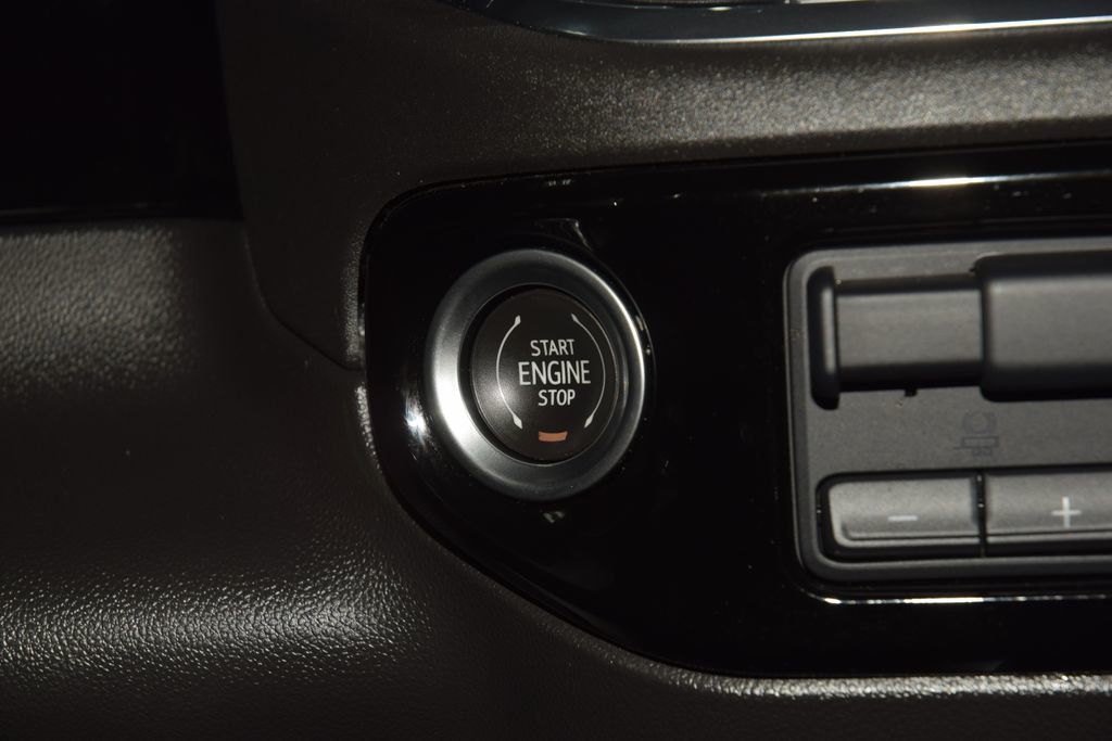 2023 Chevrolet Silverado 1500 4WD Crew Cab 147" High Country - 23019180 - 36