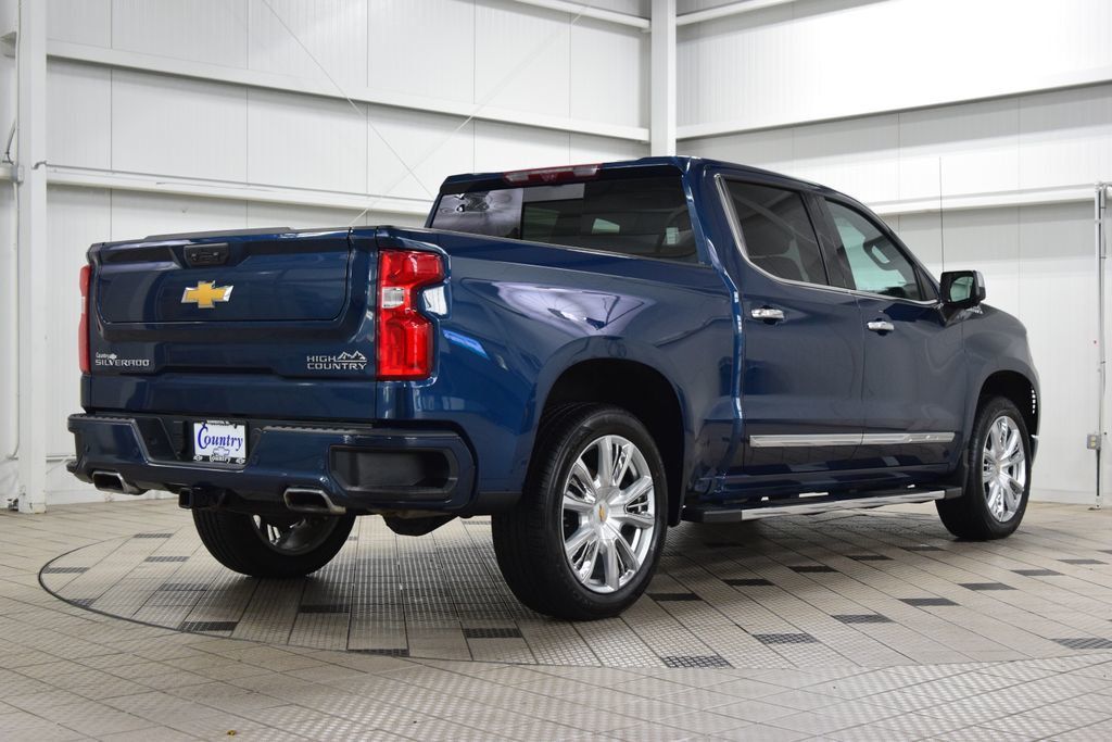 2023 Chevrolet Silverado 1500 4WD Crew Cab 147" High Country - 23019180 - 7