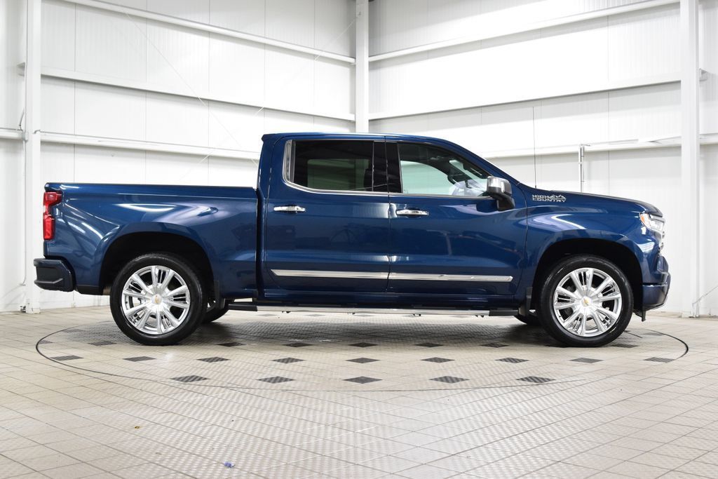 2023 Chevrolet Silverado 1500 4WD Crew Cab 147" High Country - 23019180 - 8
