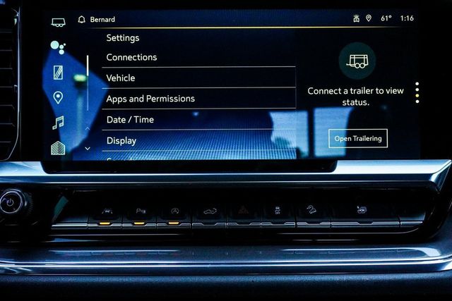 2023 Chevrolet Silverado 1500 4WD Crew Cab 147" High Country - 22968318 - 21