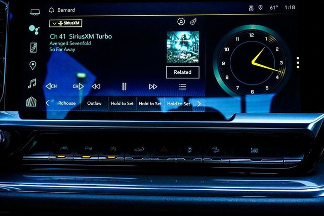 2023 Chevrolet Silverado 1500 4WD Crew Cab 147" High Country - 22968318 - 24