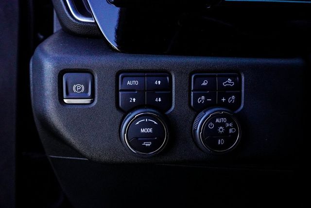 2023 Chevrolet Silverado 1500 4WD Crew Cab 147" High Country - 22968318 - 29