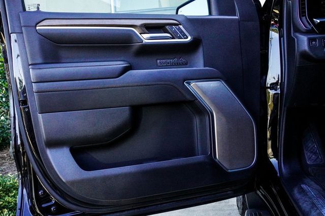 2023 Chevrolet Silverado 1500 4WD Crew Cab 147" High Country - 22968318 - 30