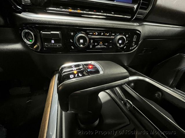2023 Chevrolet Silverado 1500 4WD Crew Cab 147" High Country - 22973892 - 30
