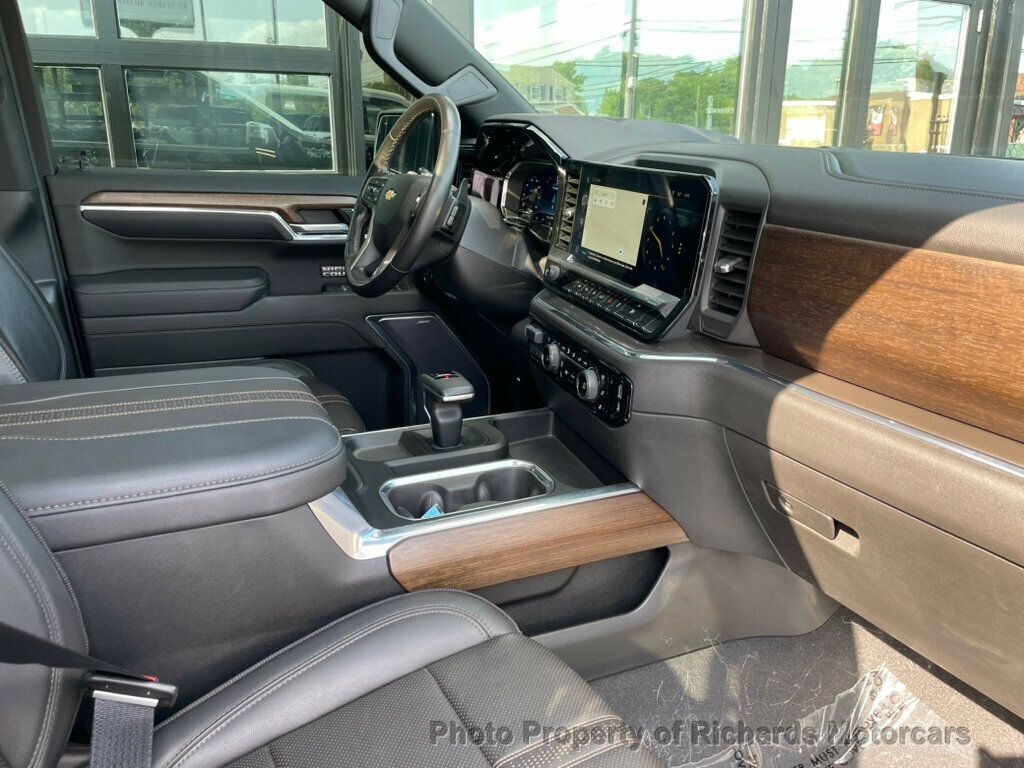 2023 Chevrolet Silverado 1500 4WD Crew Cab 147" High Country - 23048007 - 20