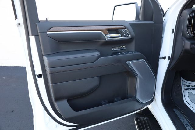 2023 Chevrolet Silverado 1500 4WD Crew Cab 147" High Country w/LOADED! - 22898832 - 12