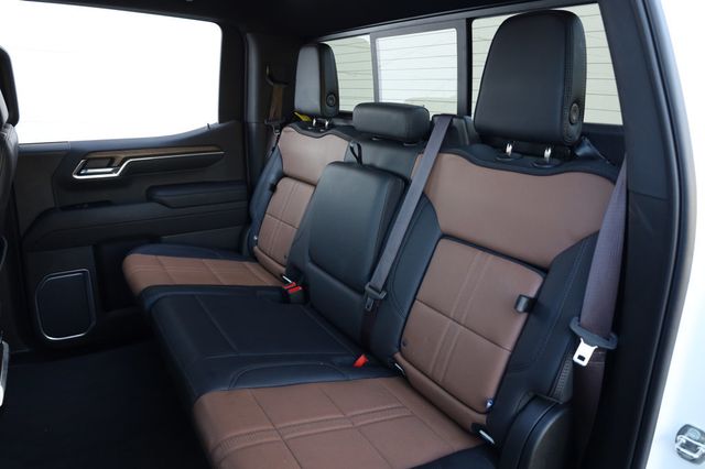 2023 Chevrolet Silverado 1500 4WD Crew Cab 147" High Country w/LOADED! - 22898832 - 19