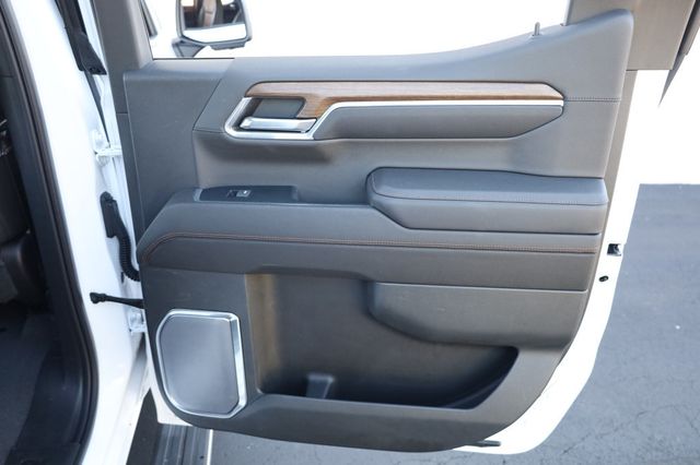 2023 Chevrolet Silverado 1500 4WD Crew Cab 147" High Country w/LOADED! - 22898832 - 20