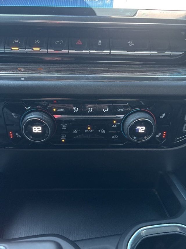 2023 Chevrolet Silverado 1500 4WD Crew Cab 147" LT Trail Boss - 22956738 - 13