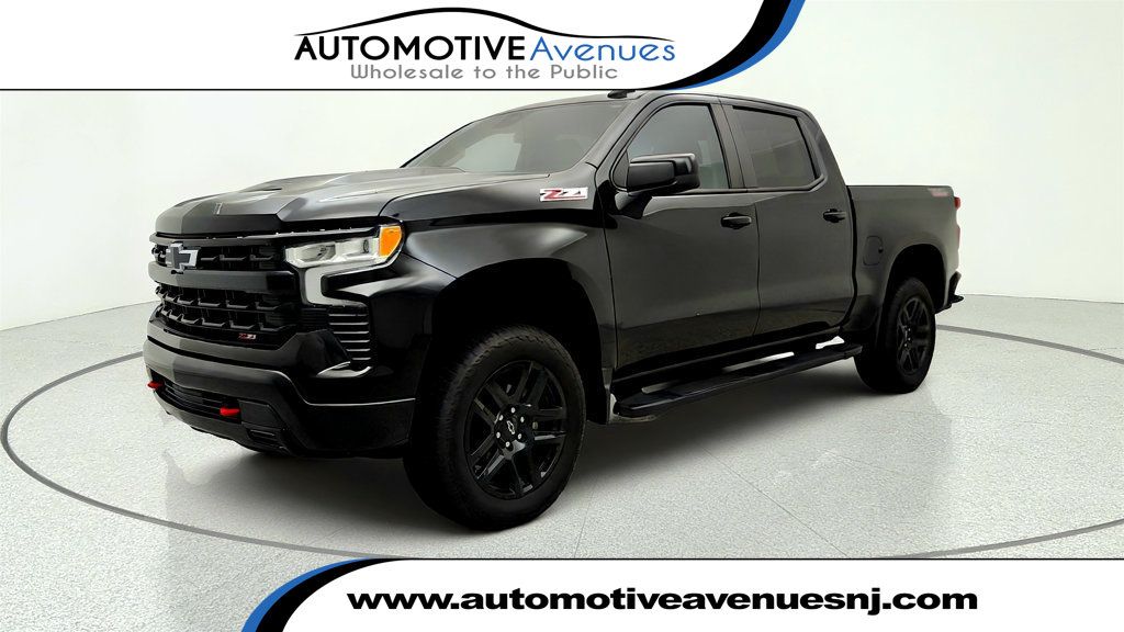 2023 Chevrolet Silverado 1500 4WD Crew Cab 147'' LT Trail Boss w/ Assist Steps & Protection - 23066488 | Video 1