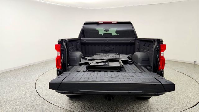 2023 Chevrolet Silverado 1500 4WD Crew Cab 147'' LT Trail Boss w/ Assist Steps & Protection - 23066488 - 19