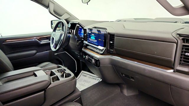 2023 Chevrolet Silverado 1500 4WD Crew Cab 147'' LT Trail Boss w/ Assist Steps & Protection - 23066488 - 21