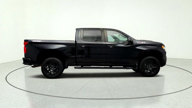 2023 Chevrolet Silverado 1500 4WD Crew Cab 147'' LT Trail Boss w/ Assist Steps & Protection - 23066488 - 3