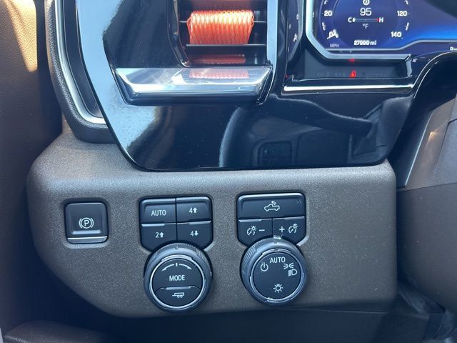 2023 Chevrolet Silverado 1500 4WD Crew Cab 147" LT w/1LT - 23017308 - 10