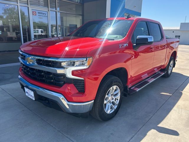 2023 Chevrolet Silverado 1500 4WD Crew Cab 147" LT w/1LT - 23017308 - 1