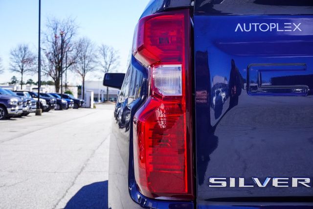 2023 Chevrolet Silverado 1500 4WD Crew Cab 147" LT w/1LT - 22985149 - 38