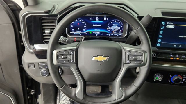 2023 Chevrolet Silverado 1500 4WD Crew Cab 147" LT w/2FL - 23100372 - 11