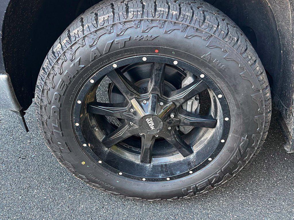 2023 Chevrolet Silverado 1500 4WD Crew Cab 147" LTZ - 23097694 - 9