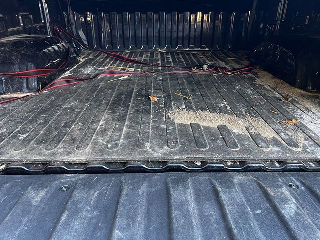 2023 Chevrolet Silverado 1500 4WD Crew Cab 147" LTZ - 23097694 - 7