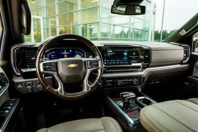 2023 Chevrolet Silverado 1500 4WD Crew Cab 147" LTZ - 23081481 - 16