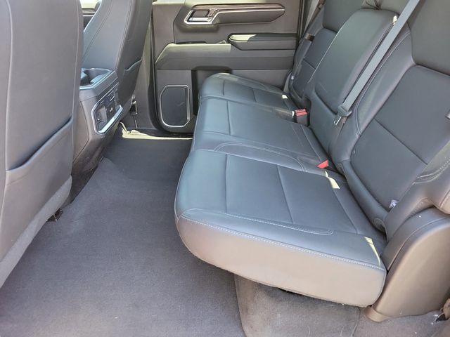 2023 Chevrolet Silverado 1500 4WD Crew Cab 147" LTZ - 23024386 - 7
