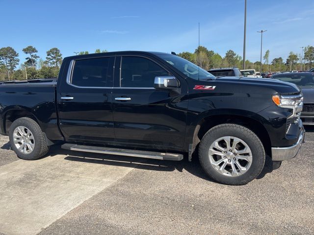 2023 Chevrolet Silverado 1500 4WD Crew Cab 147" LTZ - 23007216 - 1