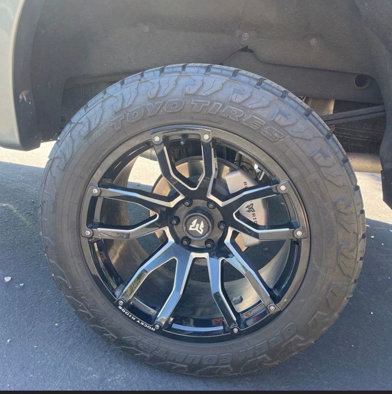 2023 Chevrolet Silverado 1500 4WD Crew Cab 147" RST - 23027788 - 5