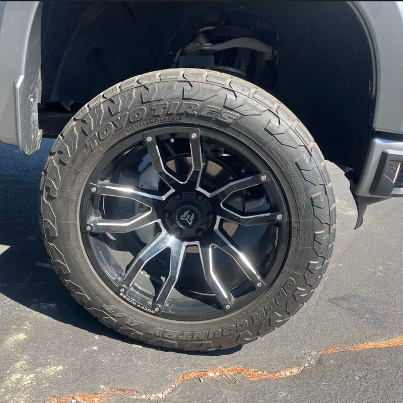 2023 Chevrolet Silverado 1500 4WD Crew Cab 147" RST - 23027788 - 7