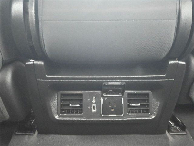 2023 Chevrolet Silverado 1500 4WD Crew Cab 147" RST - 22921160 - 10