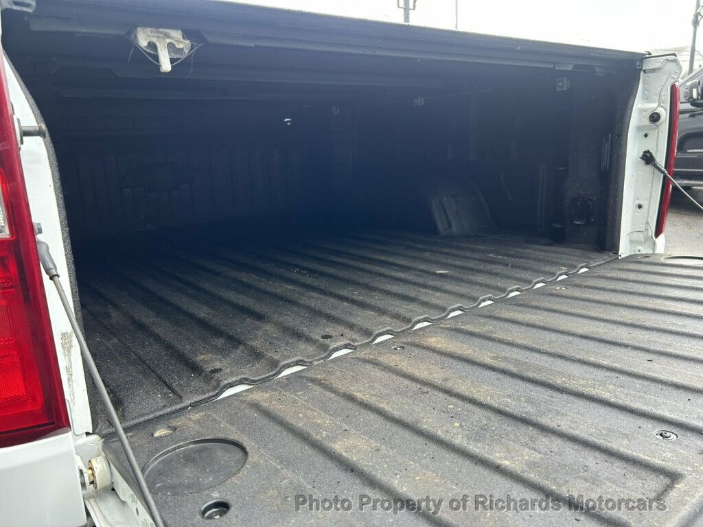 2023 Chevrolet Silverado 1500 4WD Crew Cab 147" RST - 23089262 - 10