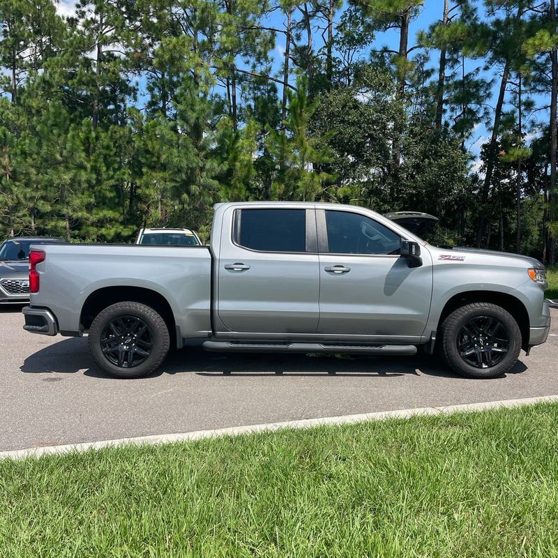 2023 Chevrolet Silverado 1500 4WD Crew Cab 147" RST - 23082620 - 10