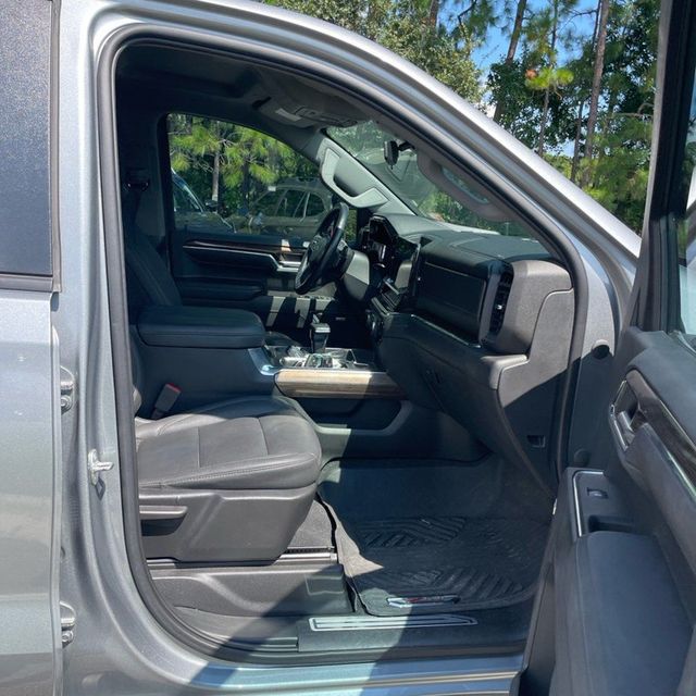 2023 Chevrolet Silverado 1500 4WD Crew Cab 147" RST - 23082620 - 22
