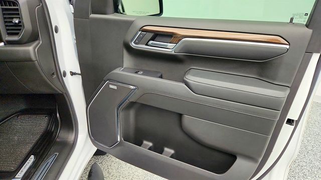 2023 Chevrolet Silverado 1500 4WD Crew Cab 147'' RST, w/ All Star Premium Pkg & Max Trailering - 22970629 - 25