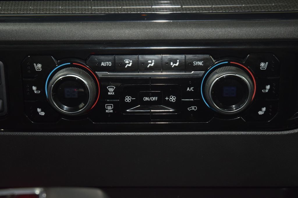 2023 Chevrolet Silverado 1500 4WD Crew Cab 147" ZR2 - 23049172 - 37