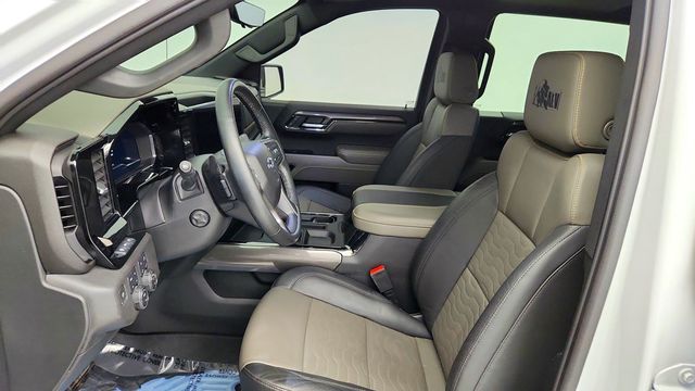 2023 Chevrolet Silverado 1500 4WD Crew Cab 147'' ZR2 Bison Edition w/ Tech Pkg & Power Sunroof - 23100322 - 19