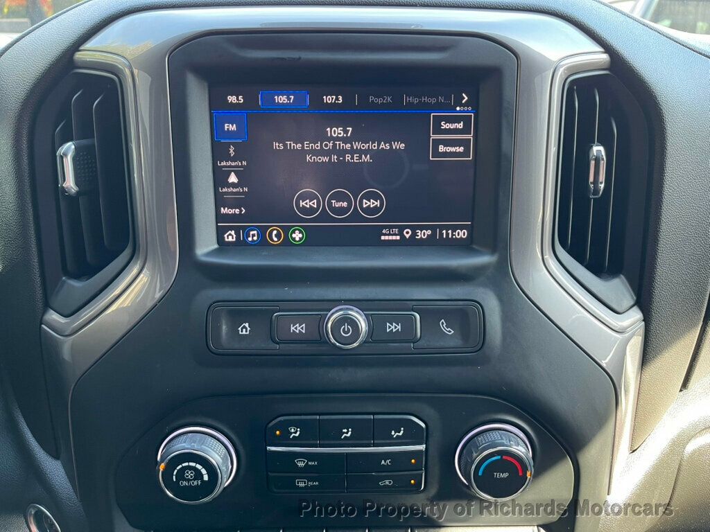 2023 Chevrolet Silverado 1500 Custom photo 18